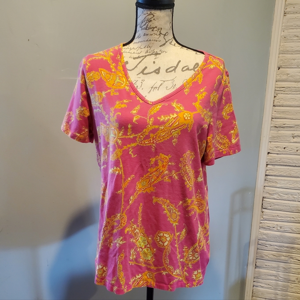Liz Claiborne Fuchsia V-Neck Short Sleeve Top with Yellow Paisley